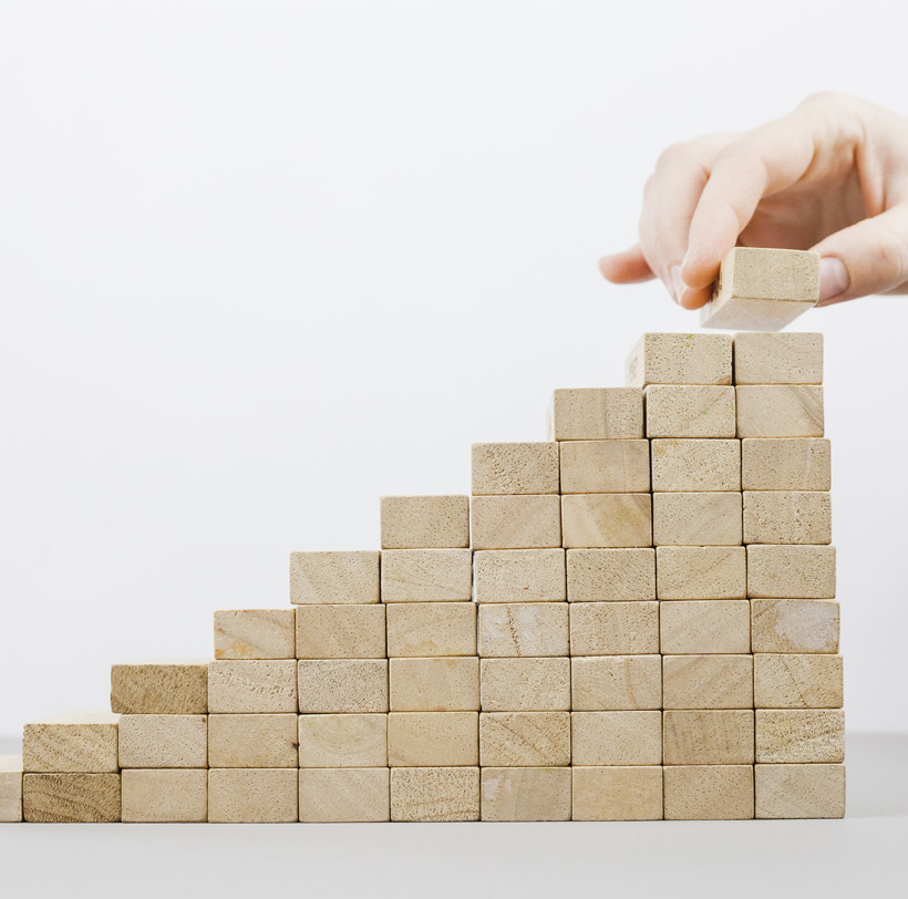 OmOss-Drammen Interiørsnekkeri